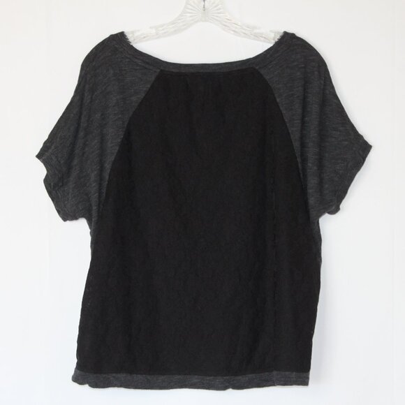 FOREVER 21 WOMENS GRAY BLACK SHORT SLEEVE SHORT WAISTED TOP SZ M LACE BACK - Picture 9 of 16